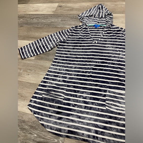 Blue Curl Beachwear Navy Blue Striped Swim Coverup Hooded with 3/4 Sleeves - Picture 8 of 11